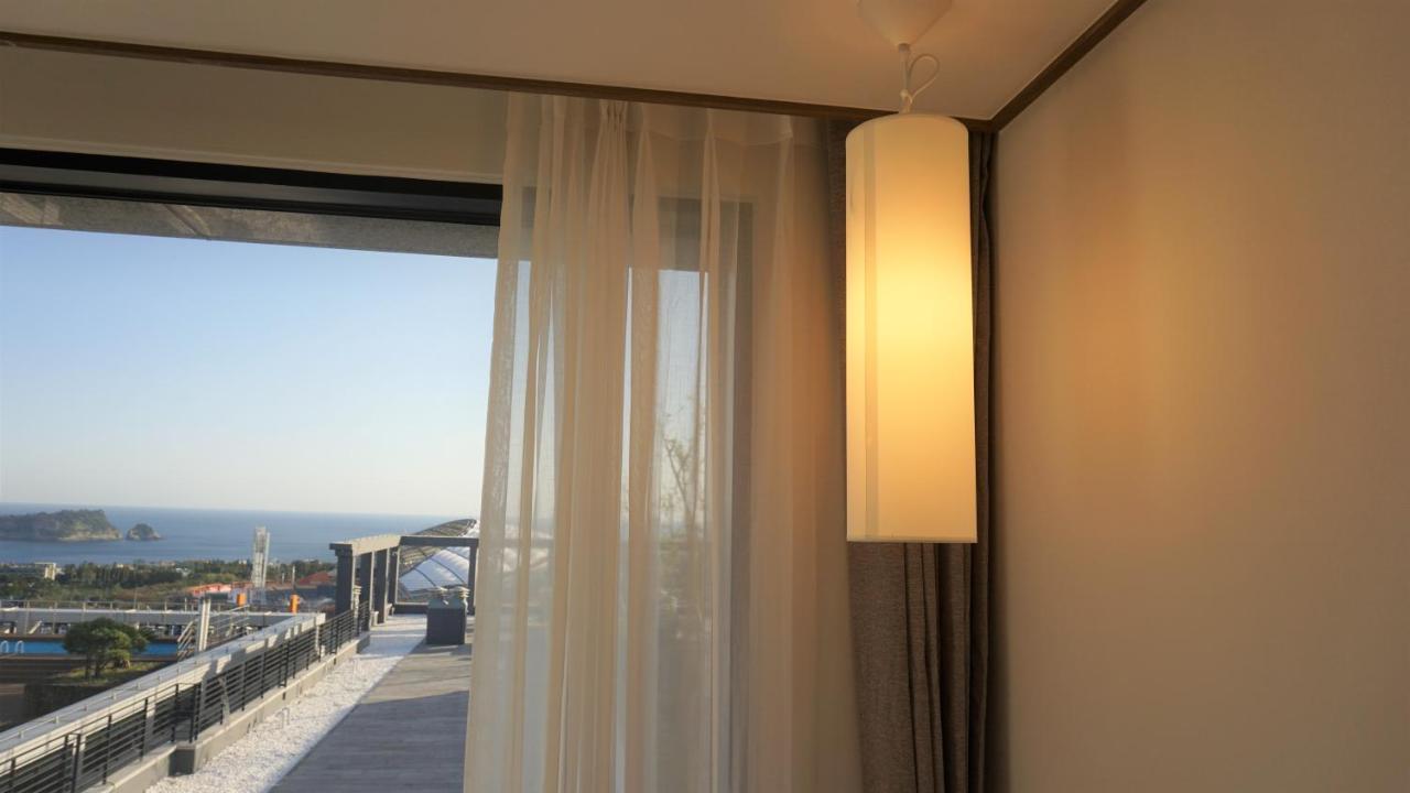 Tamara Jeju Hotel Seogwipo Ngoại thất bức ảnh