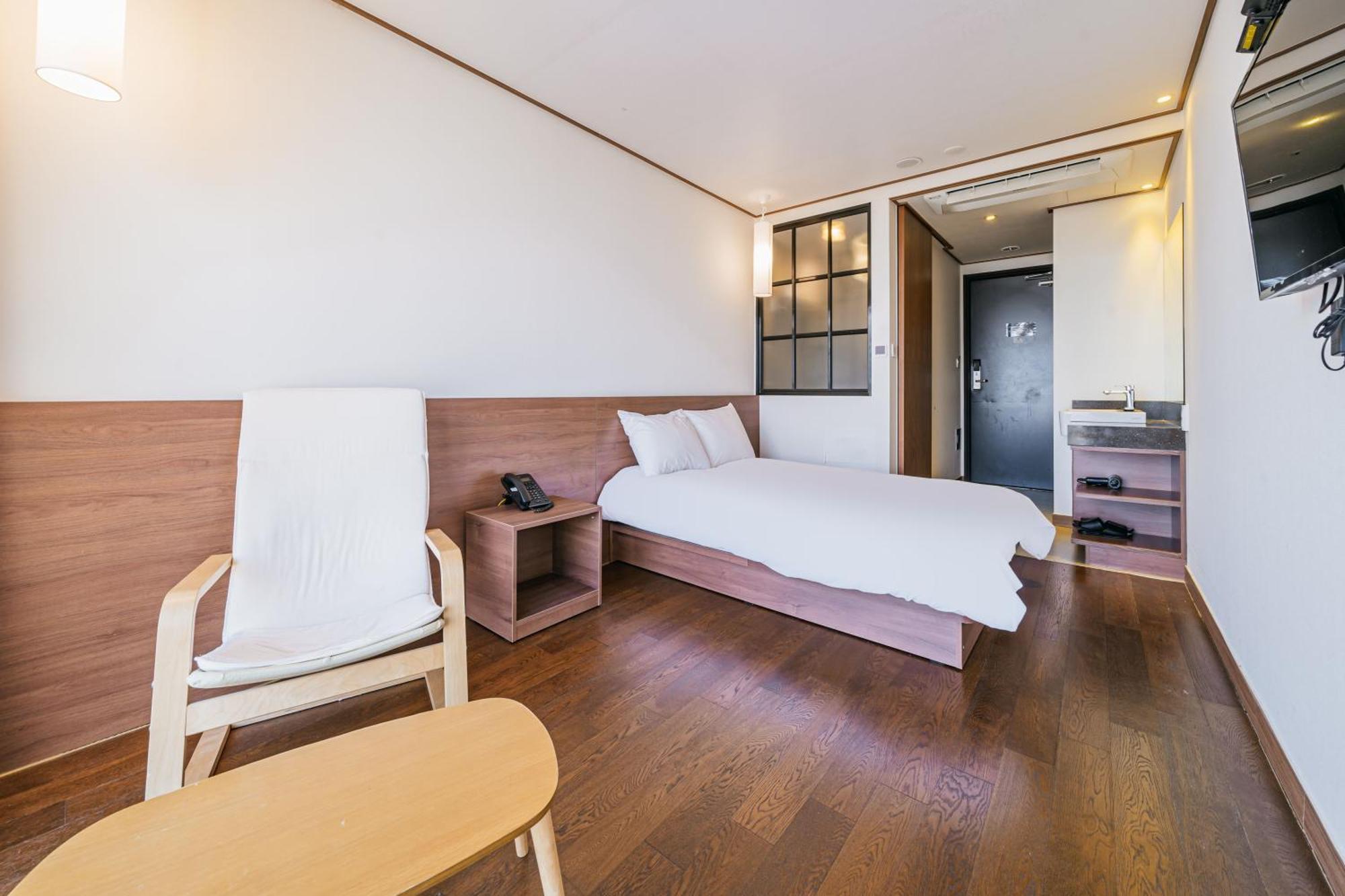 Tamara Jeju Hotel Seogwipo Ngoại thất bức ảnh