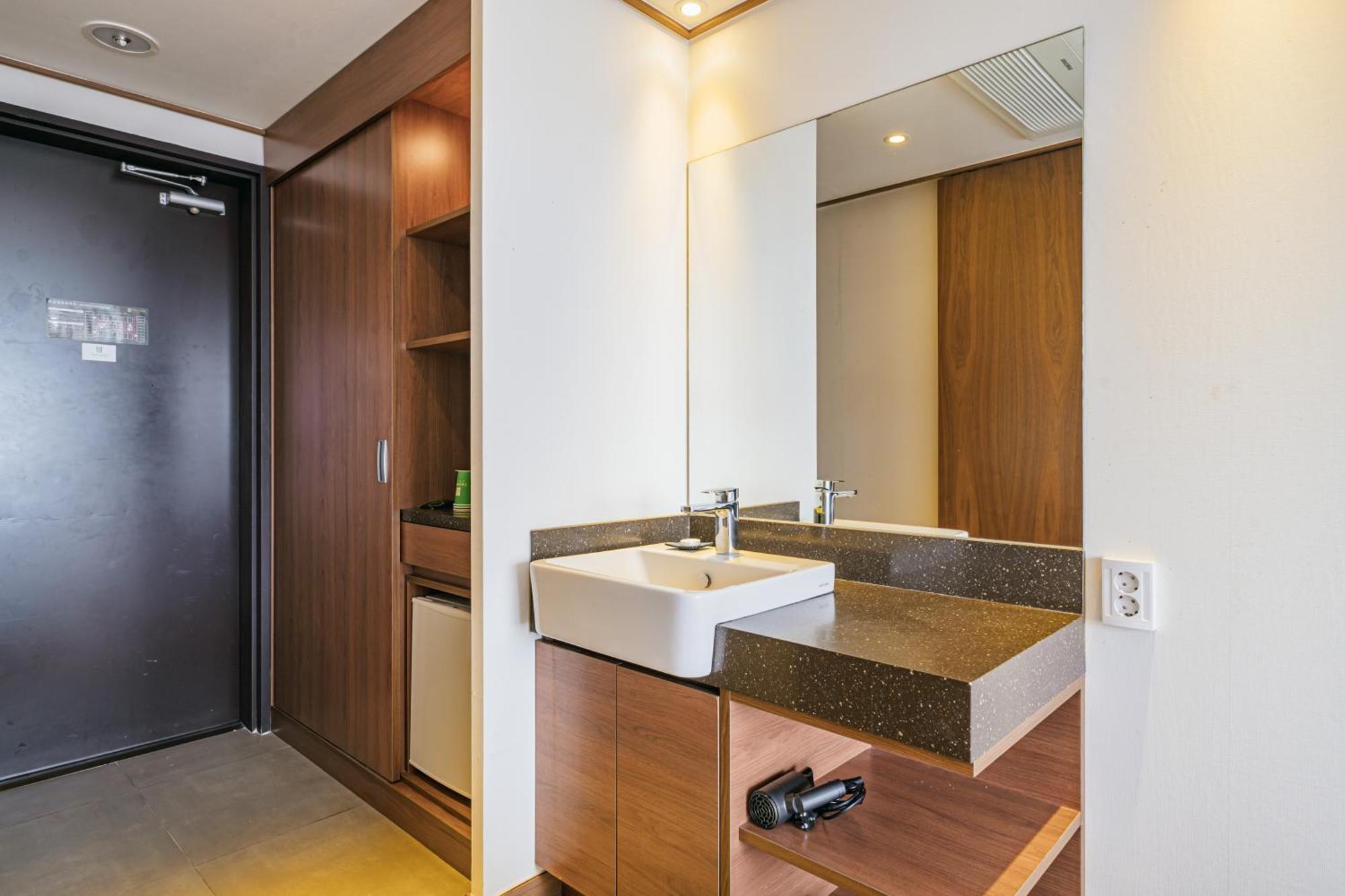 Tamara Jeju Hotel Seogwipo Ngoại thất bức ảnh