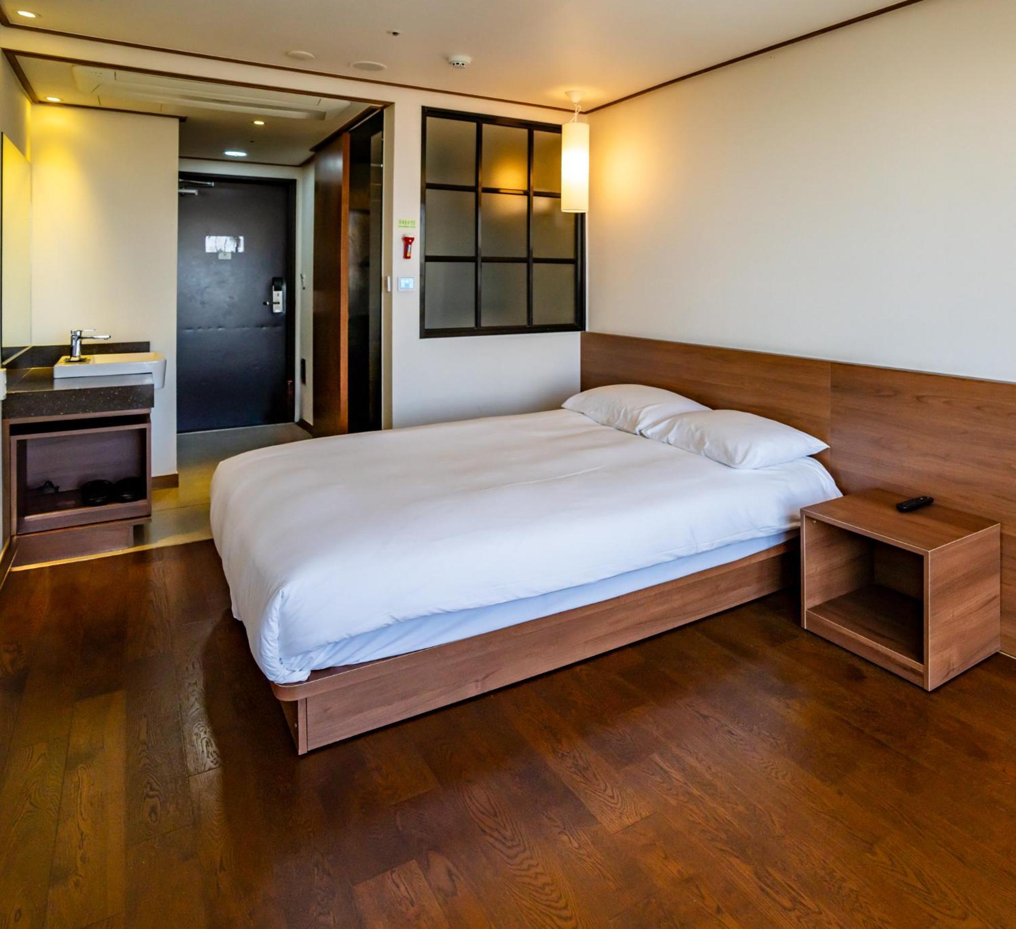 Tamara Jeju Hotel Seogwipo Ngoại thất bức ảnh